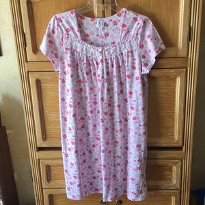 Aria pink floral short sleeve nightgown